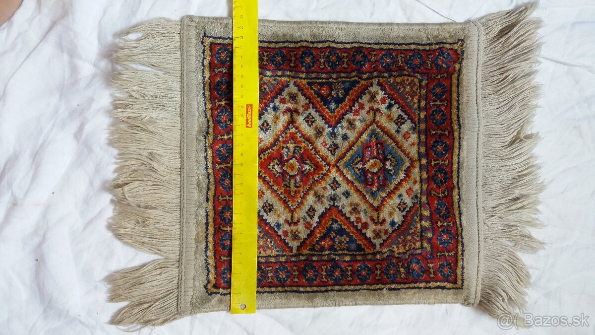 starožitný koberček 30 x 30 cm, cena 30 - 6
