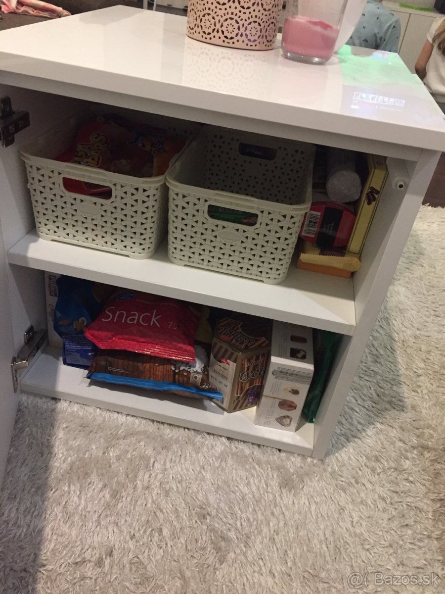 Stolíky do obývačky vo vysokom lesku - 6