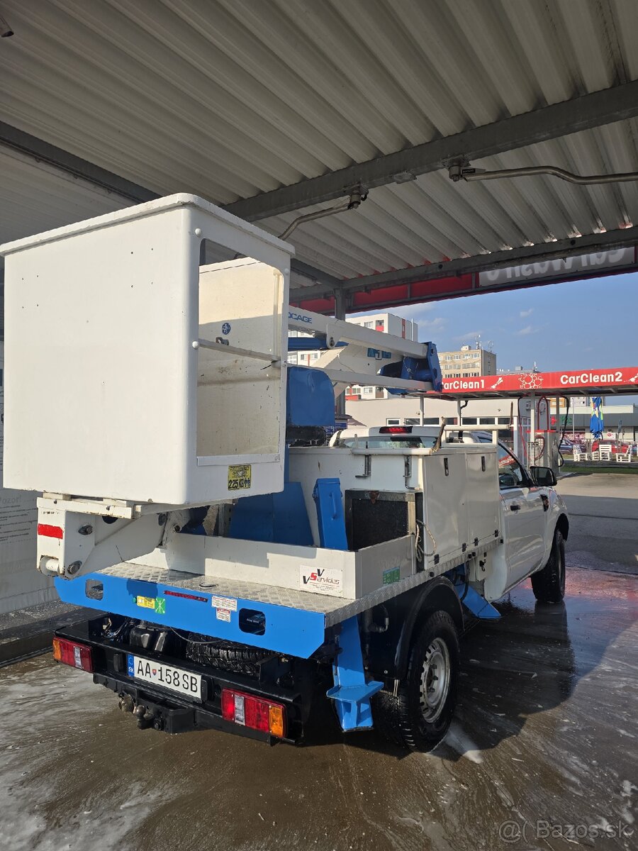 Ford ranger plošina 4x4 - 6