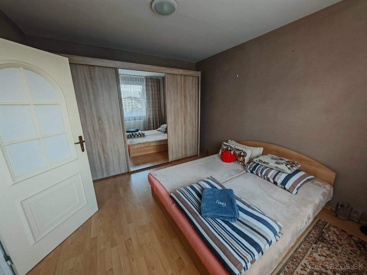 Prenájom trojizbový byt - 6