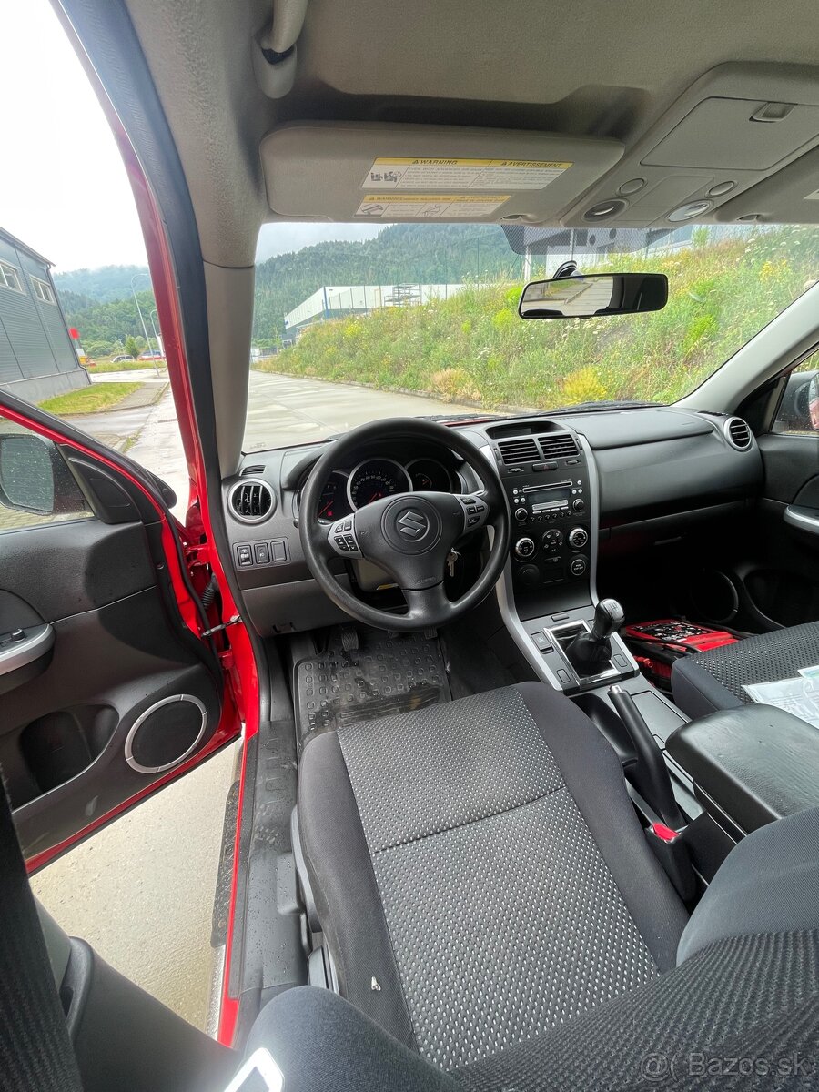 Suzuki Grand vitara 2.7 V6 127kw 4x4 - 6