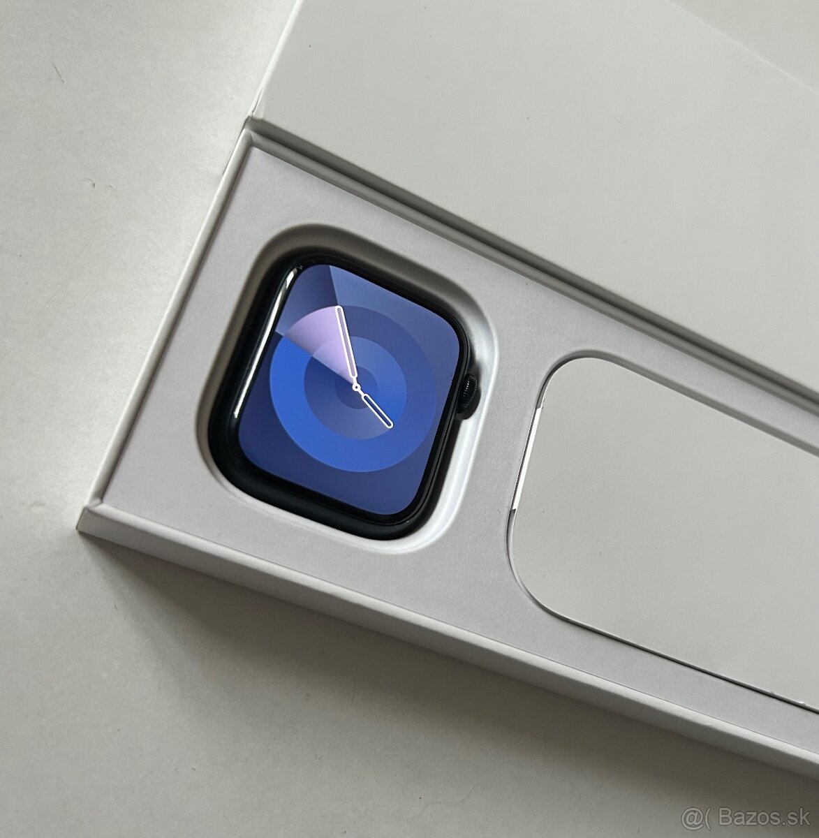 Apple Watch 8 45mm - 6