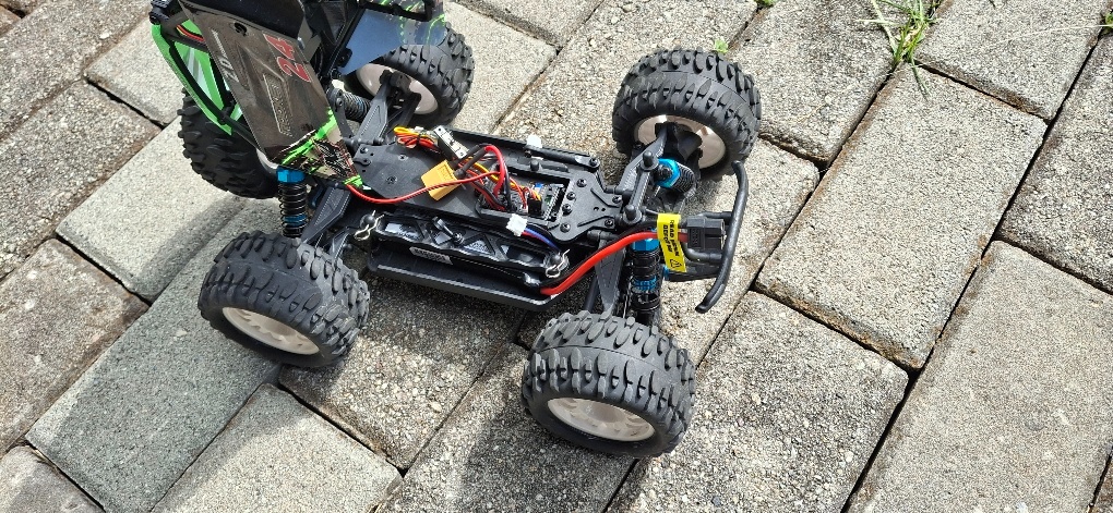 RC 1/16 4WD Desert Truck komplet RTR - 6