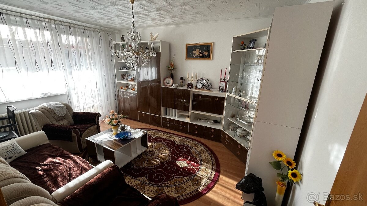 Predaj: 4 izbový priestranný byt s vlastným kúrením - 6