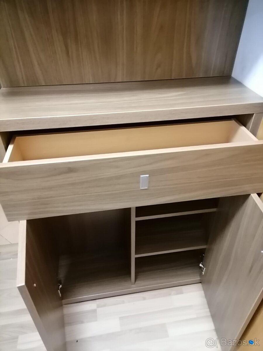 chodbova zostava - 6