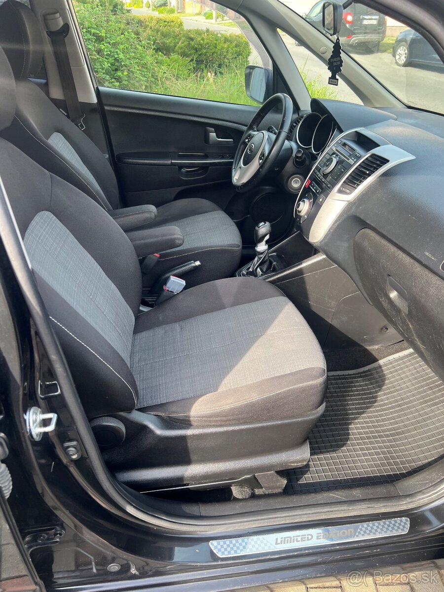 KIA Venga 1.4 crdi - 6