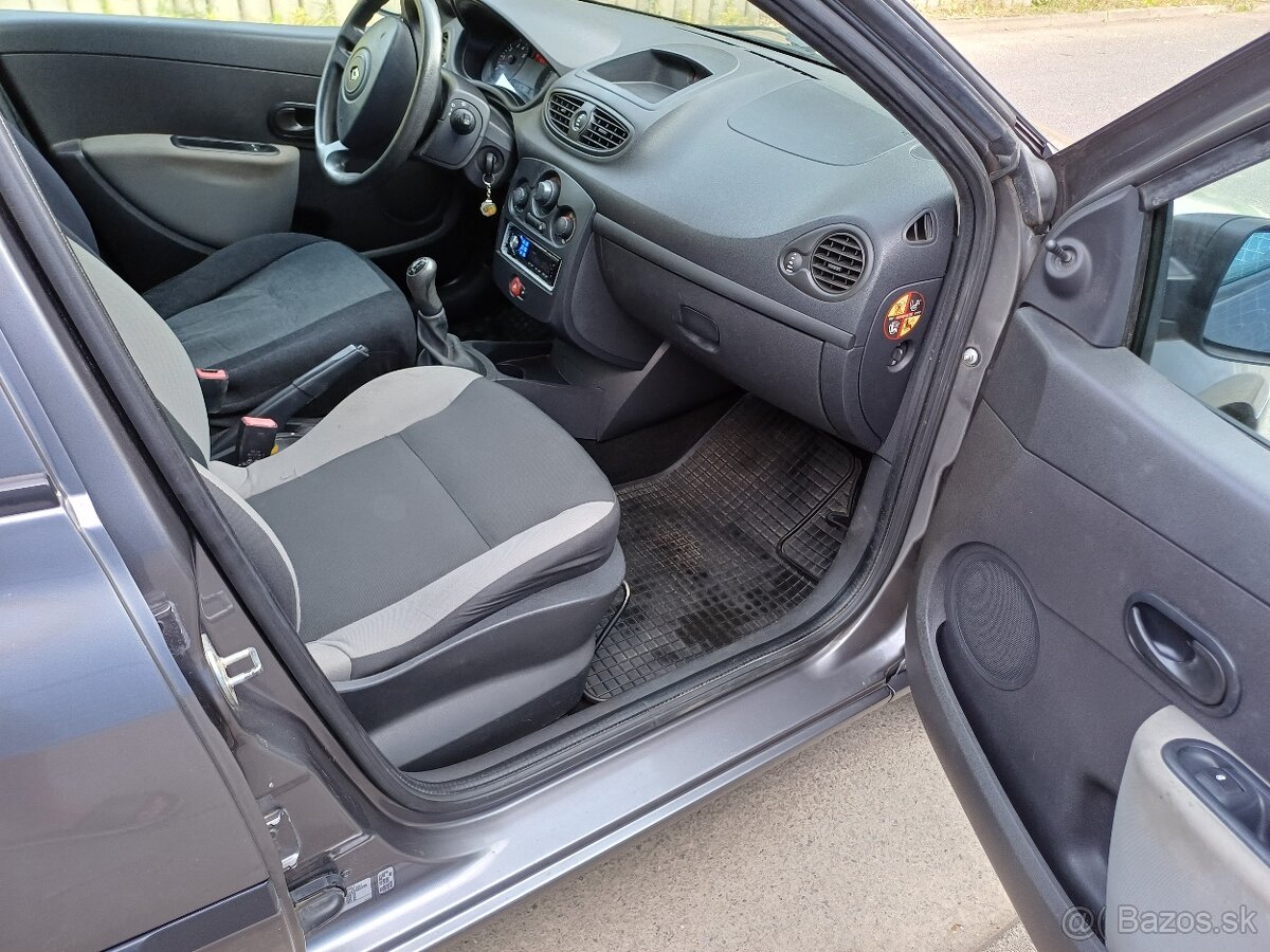 Renault Clio 1,2 benzín - rok výroby 2009 - 6
