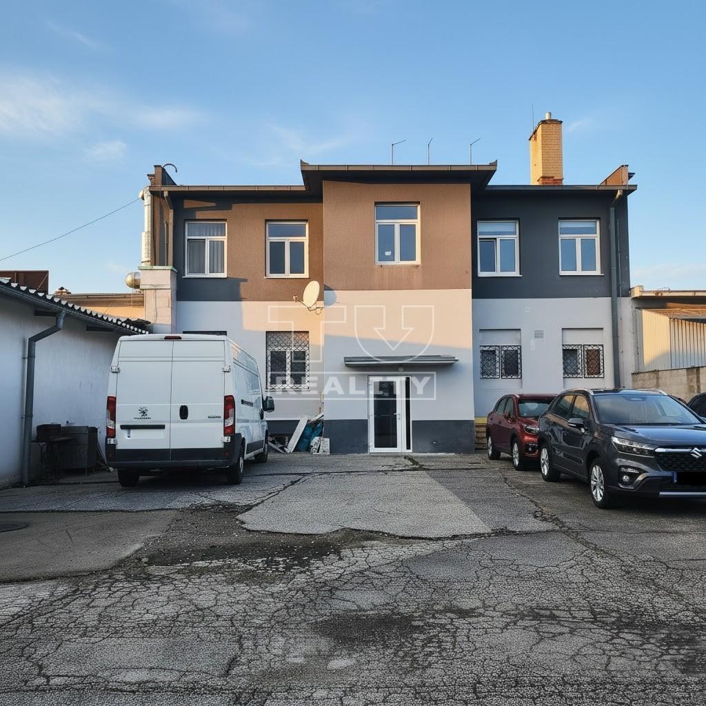 Polyfunkčná budova – Trenčín, Zlatovce - Bratislavská ul. - 6