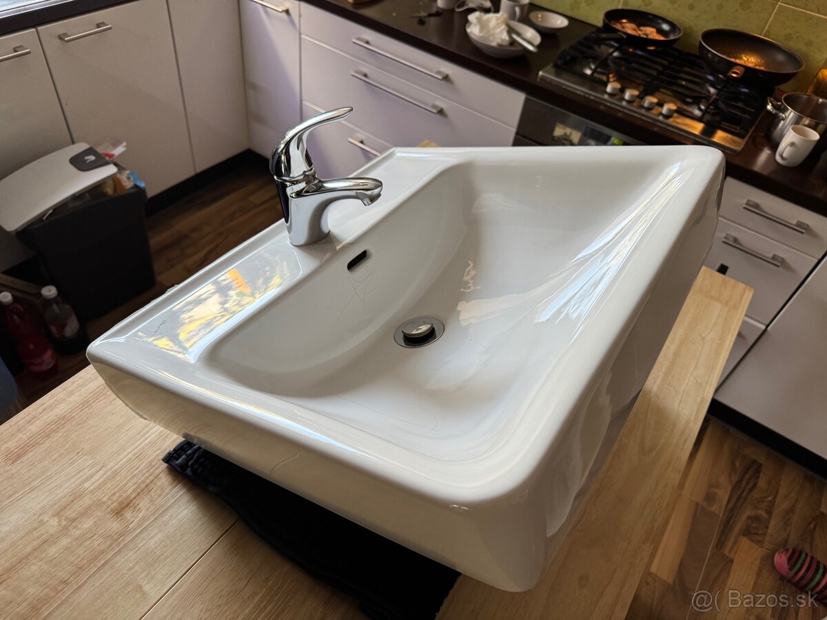 Predam umyvadlo Jika Laufen a baterie Hansgrohe - 6