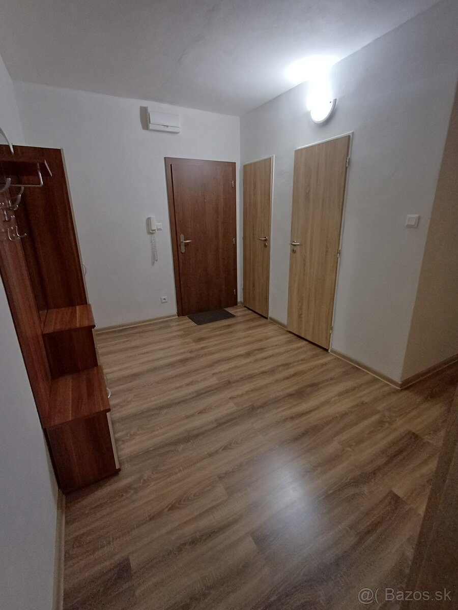 Dám do prenájmu 2.izbový byt - 6