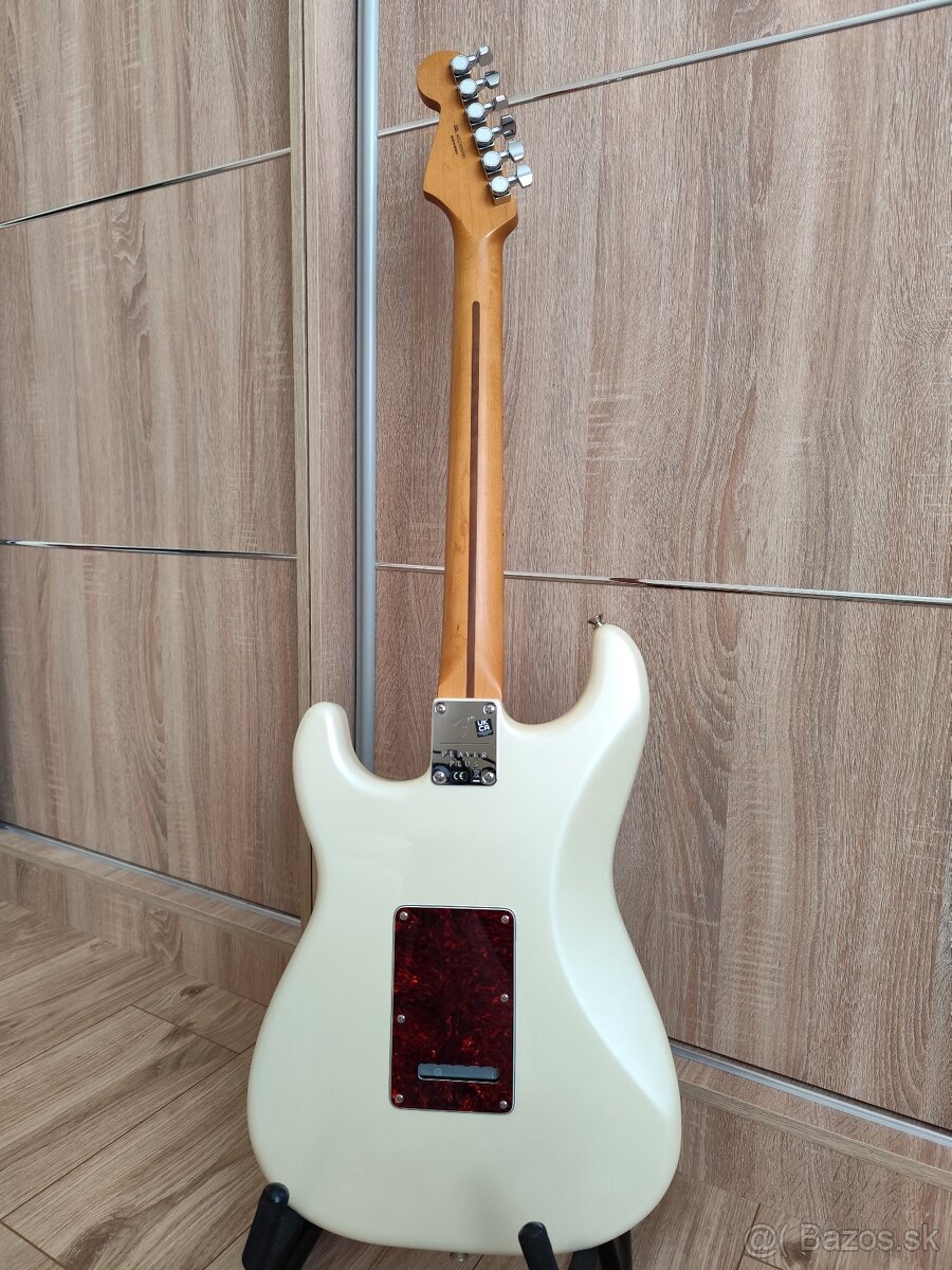 Fender Player Plus Stratocaster Olympic Pearl - 6