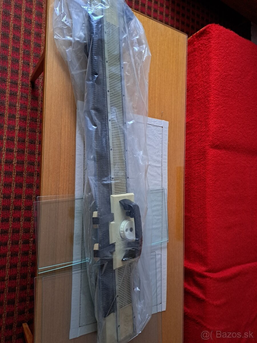 Šijaci stroj a pletací stroj - 6