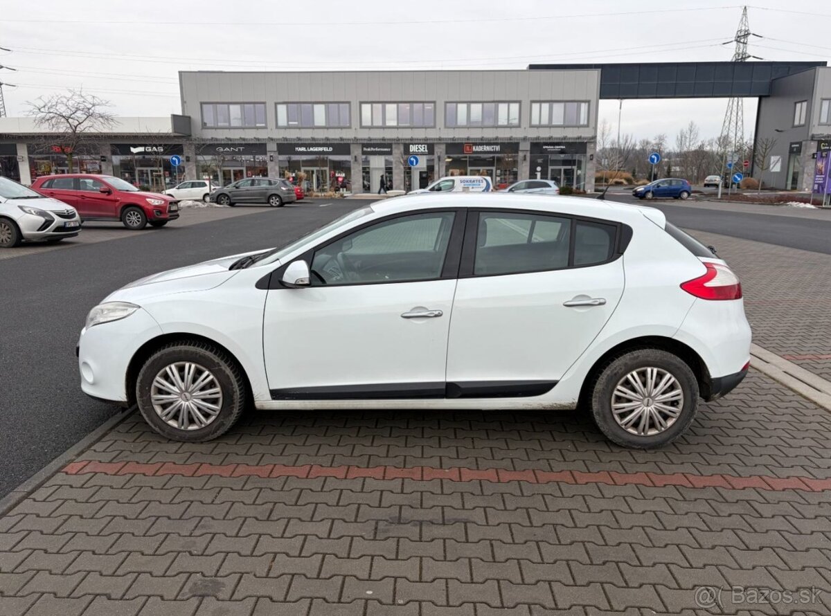Renault Megane 1.5 DCi naj. 131t - 6
