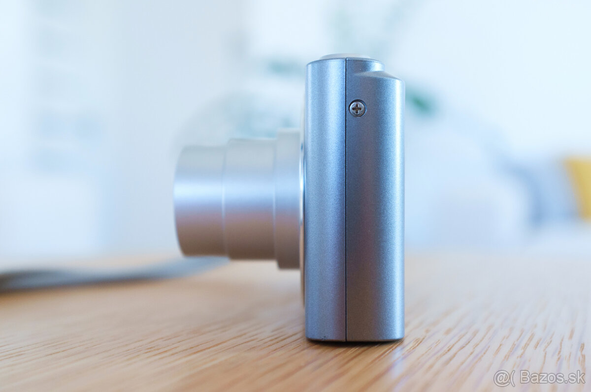 Sony Cyber-shot DSC-W810 šedý - 6