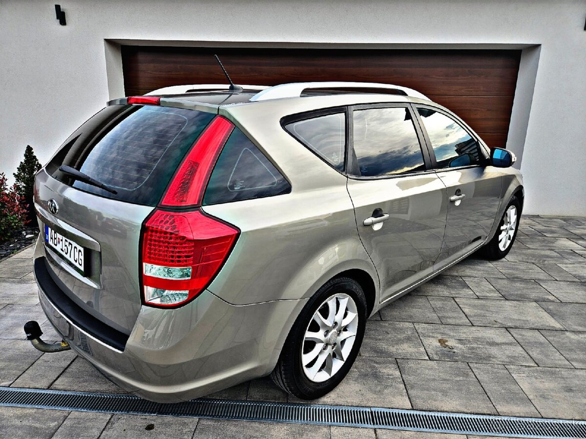 Kia Ceed 1.6 benzín/92kw/184 tis.km - 6