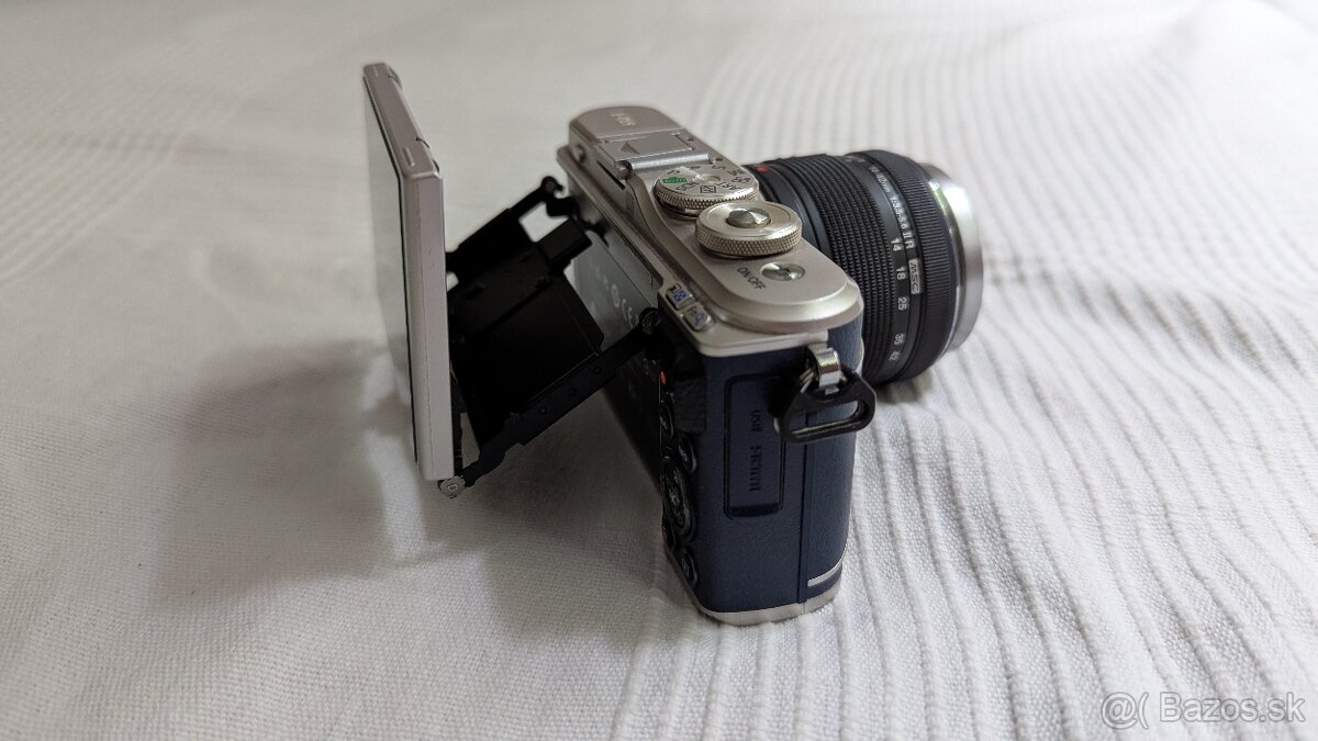 Olympus E-PL9 +14-42mm - 6