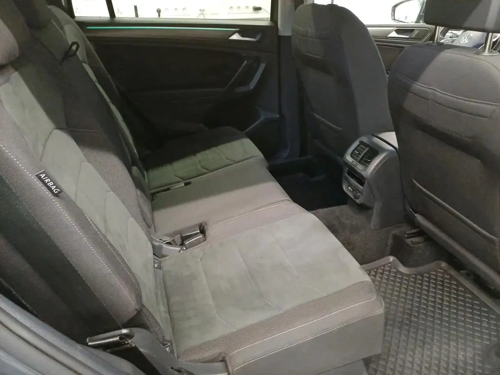 VW Tiguan Allspace Elegance 4Motion - 6