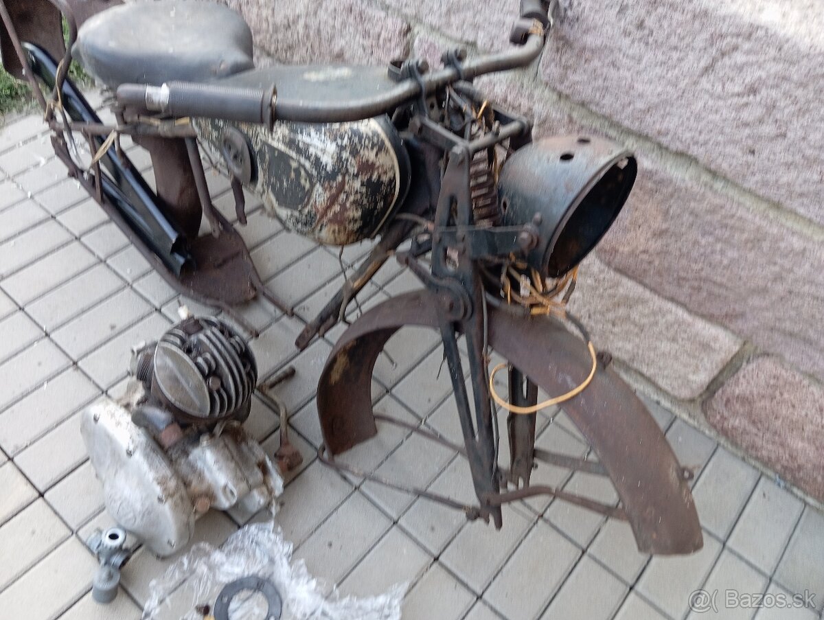 Predám motocykel NSU 200 ZDB asi rok 1938-39 - 6