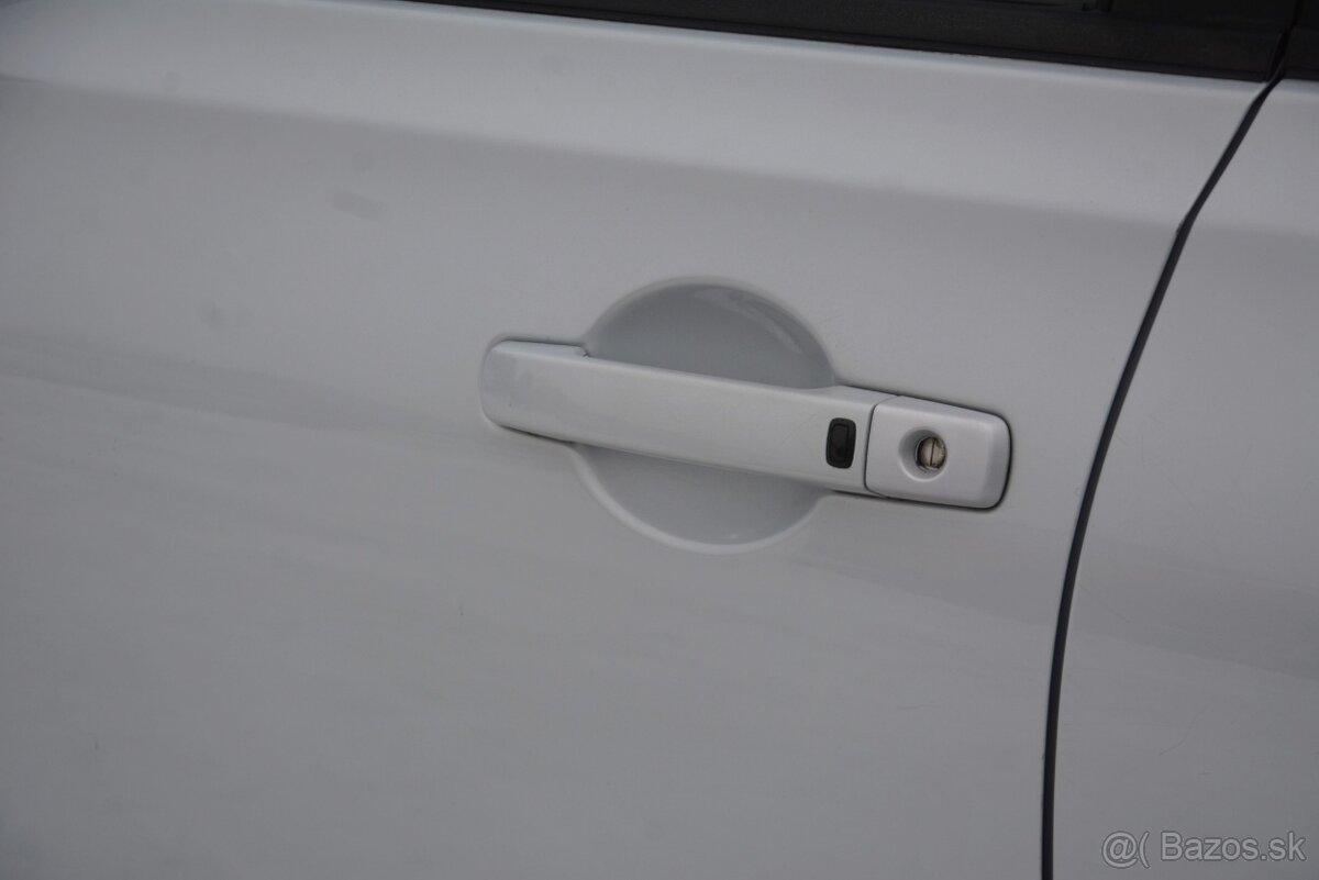 Nissan Qashqai 1.60 Benzín - 6