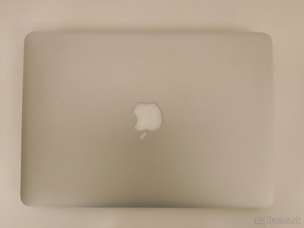 MacBook Pro 2015 | i5 • 8GB • 256GB SSD - 6