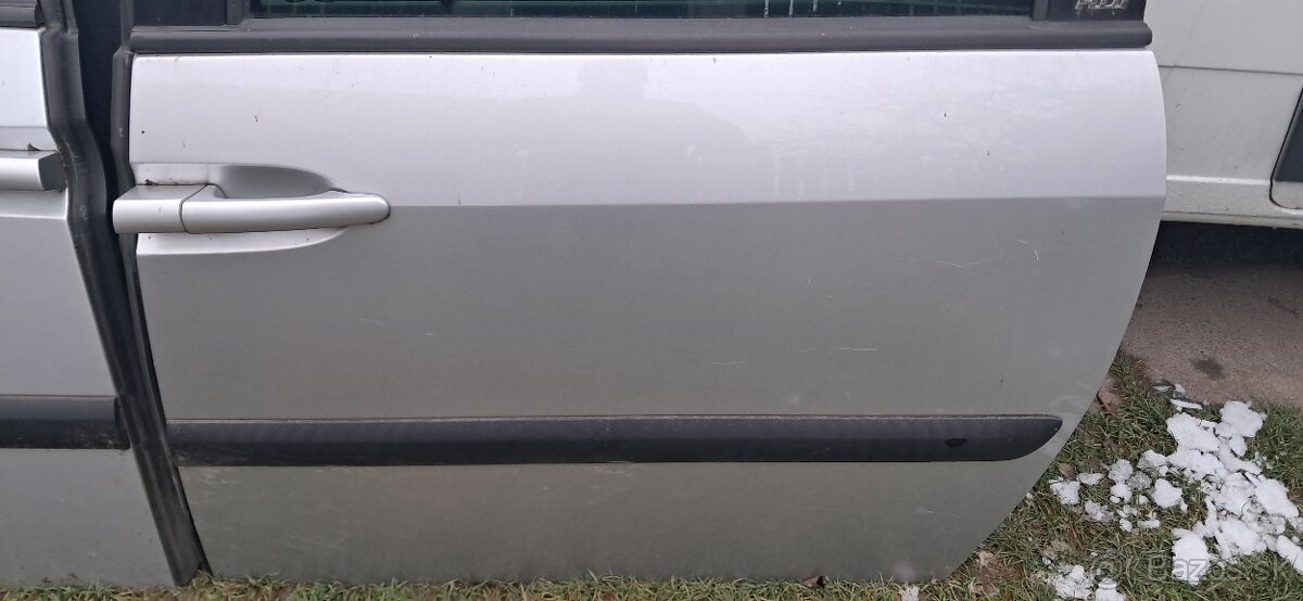 Peugeot 807, Citroen C8 - 6