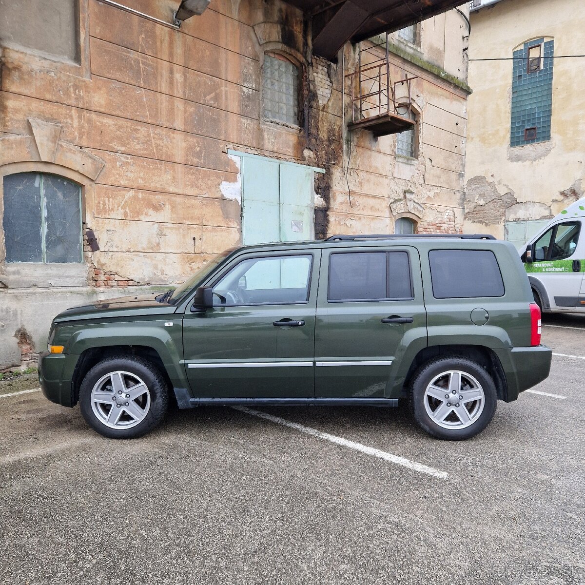 Jeep Patriot 2.0 CRD Limited 4x4 BEZ HRDZE z IT - 6