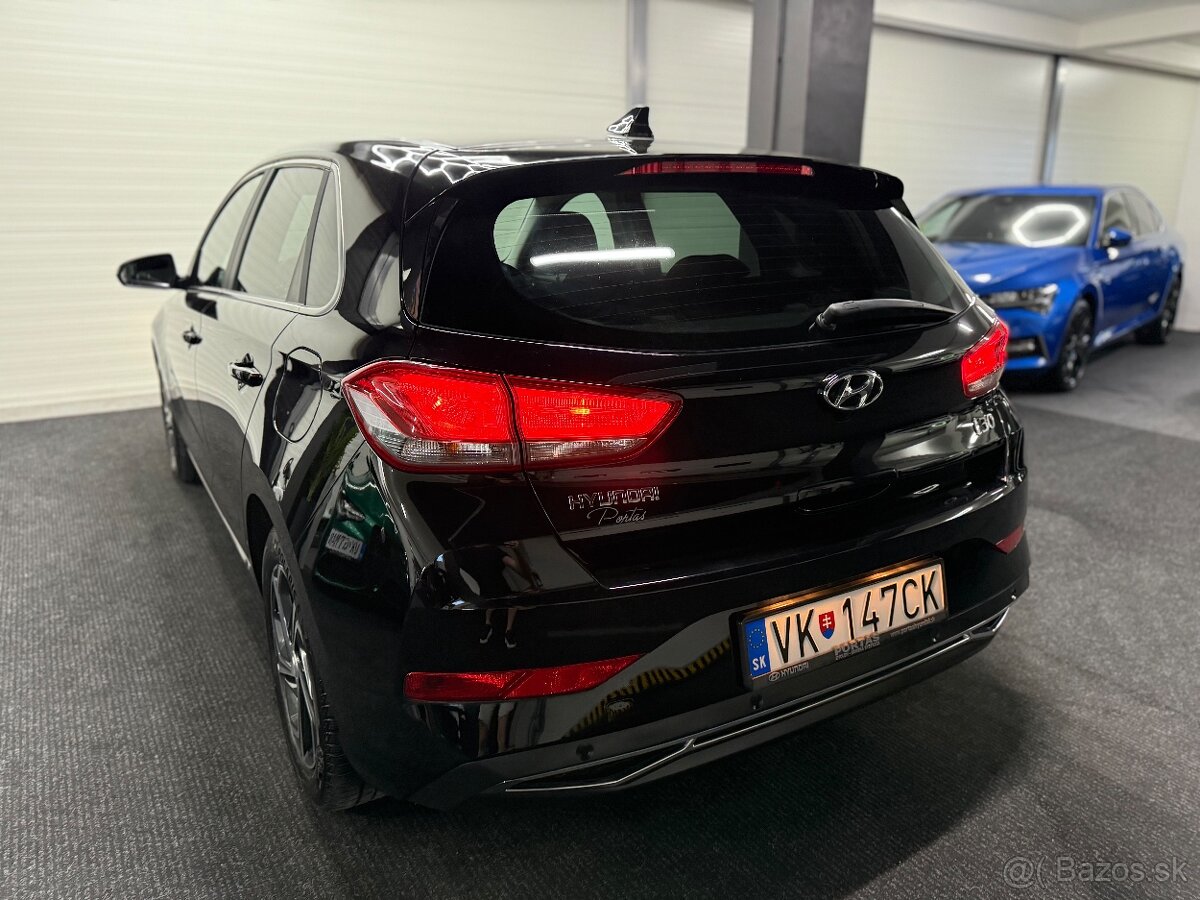 Hyundai i30 2022 1.5dpi atmosféra 81kw benzín FAMILY 1majitľ - 6