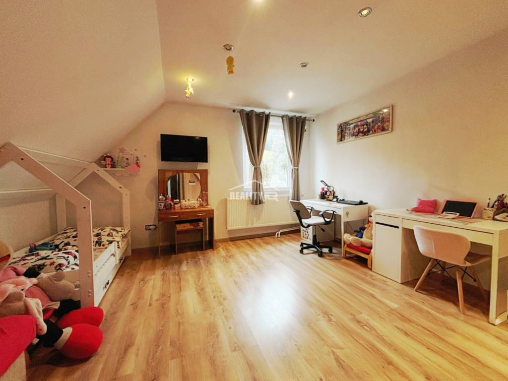 EXKLUZÍVNE NA PREDAJ - Rodinný dom v srdci Dlhej nad Kysucou - 6