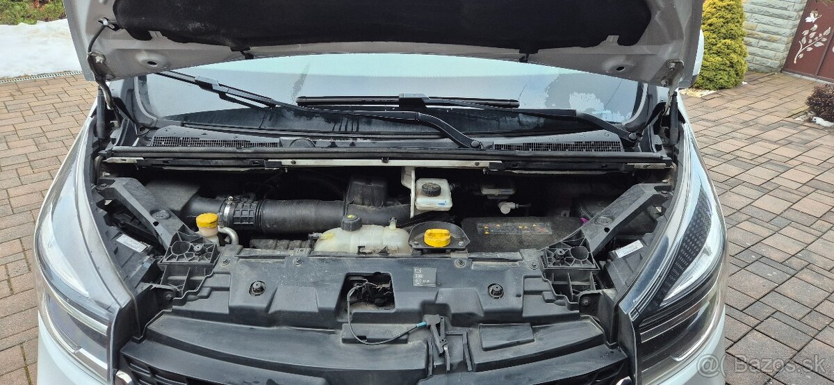 Renault Trafic 2.0 - 6