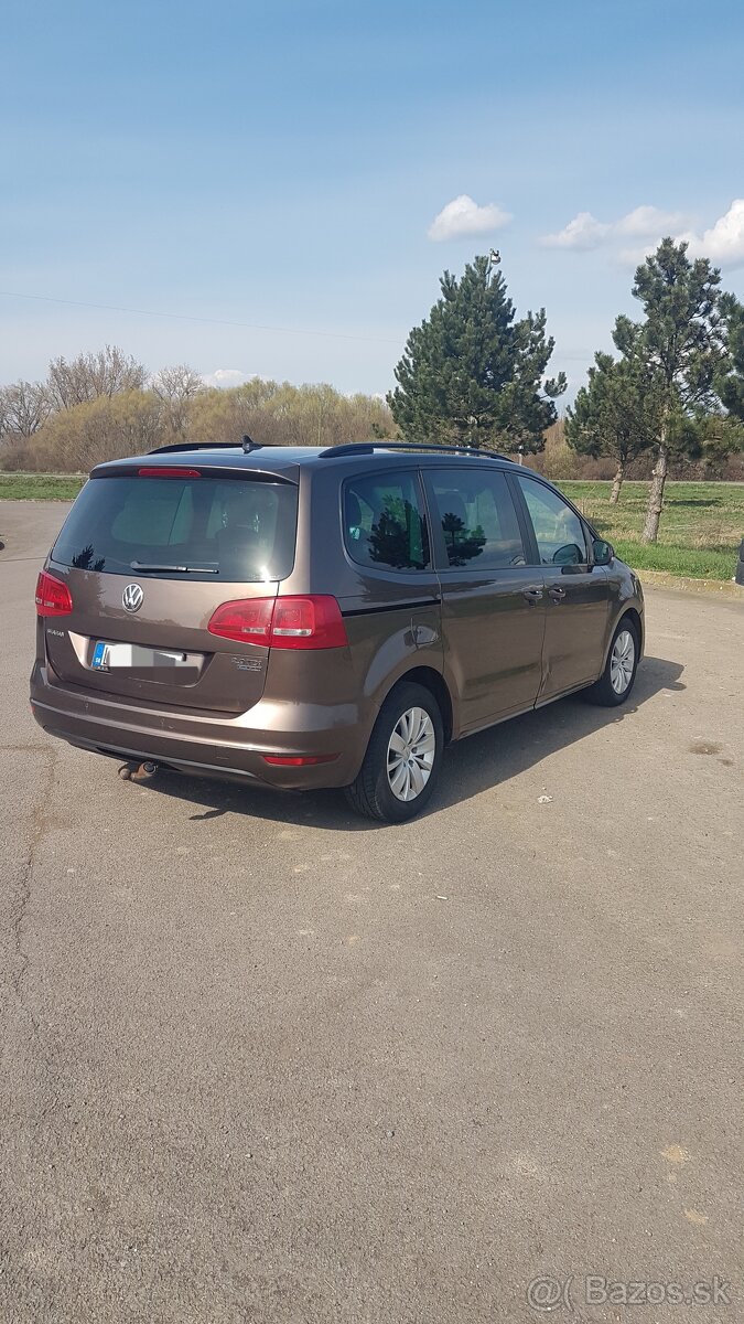 Sharan 2.0tdi 7-miestne - 6