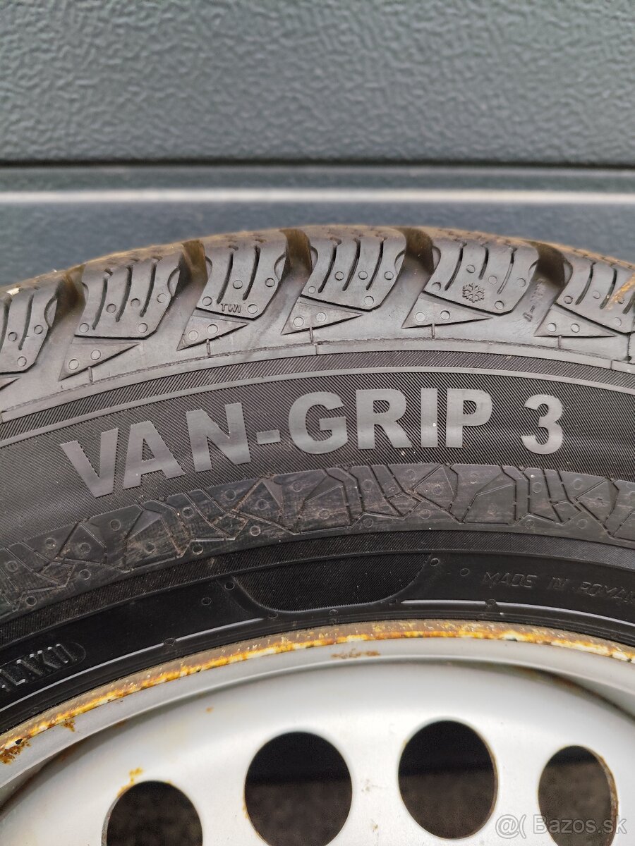 vw Transporter T5 T6 zimné pneu + disky - 6