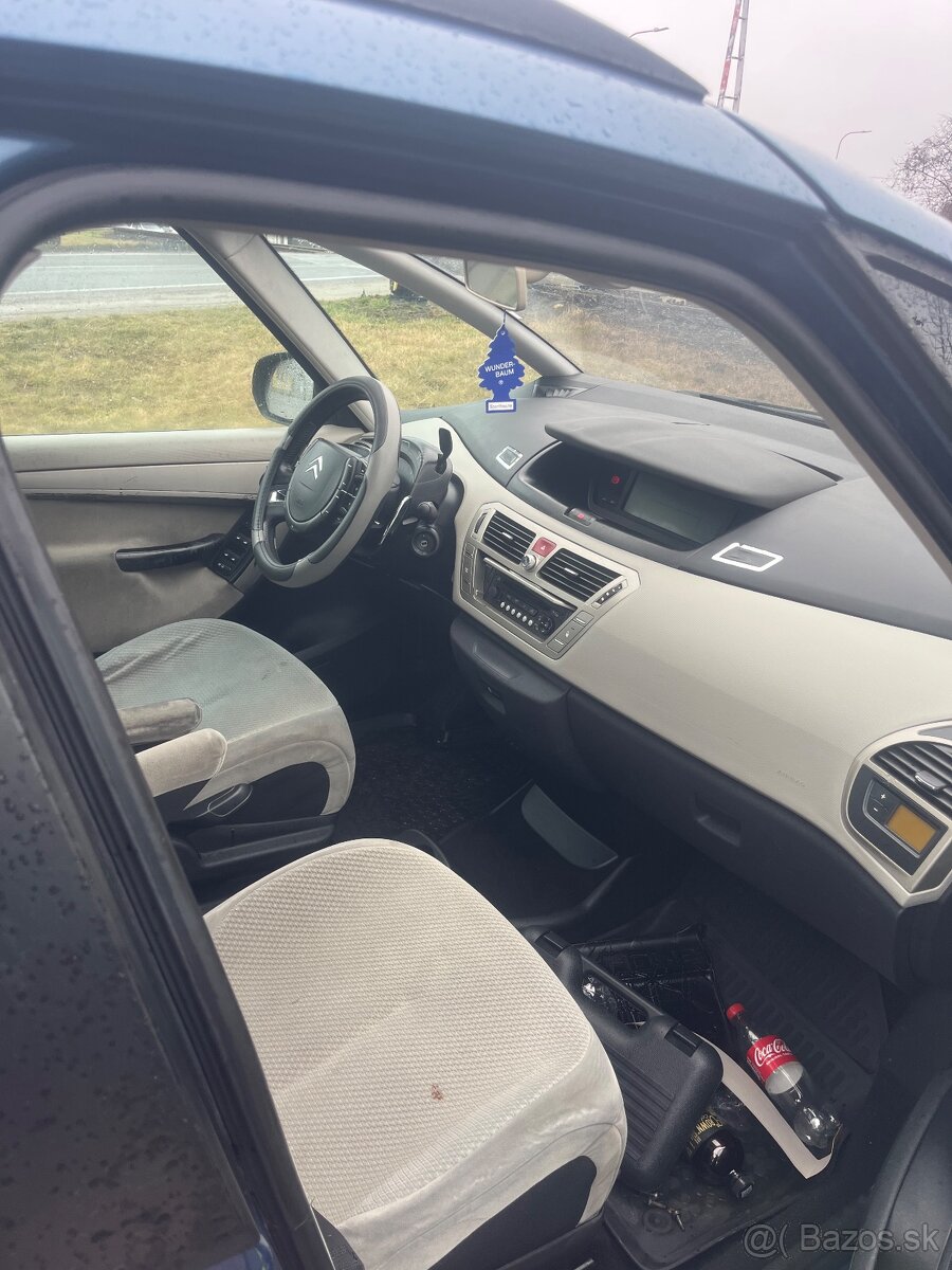 Predám Citroën C4 Picasso - 6