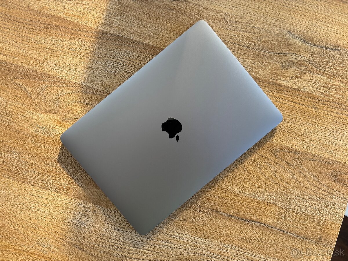 MacBook Air 13” M1 16GB - 6