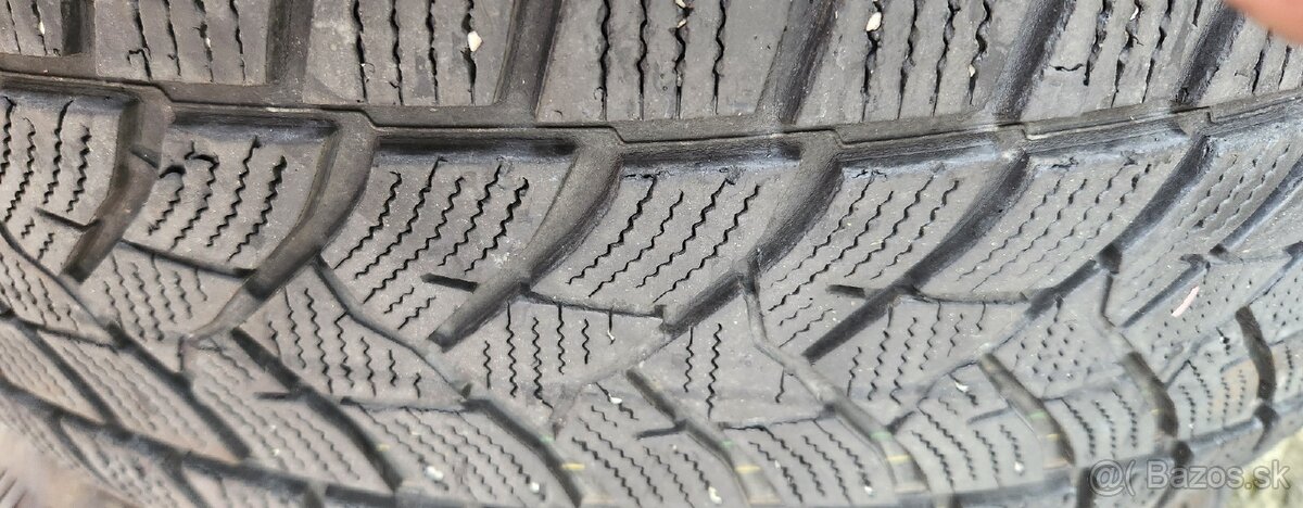 5x 112 R17 235 65 R17 - 6