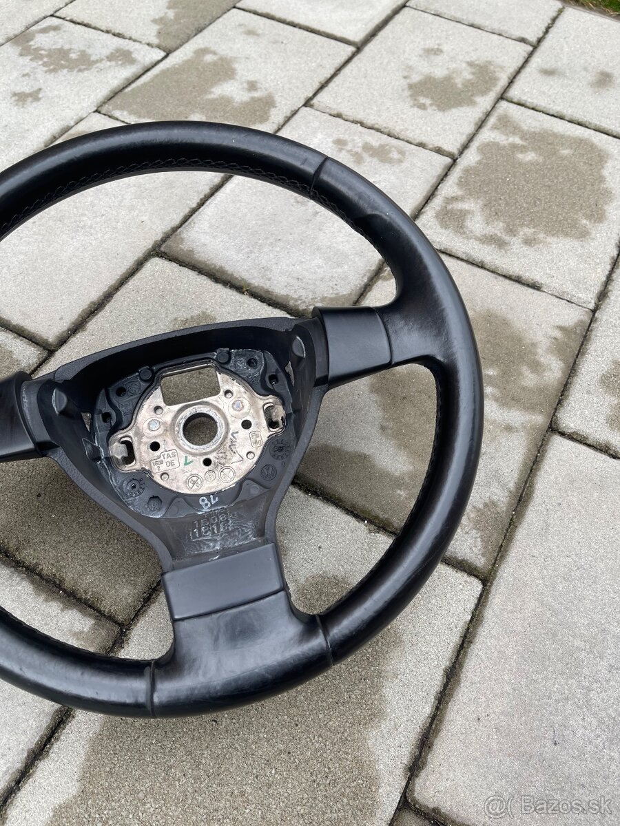 Trojramenny volant VW Passat,Golf,Touran - 6