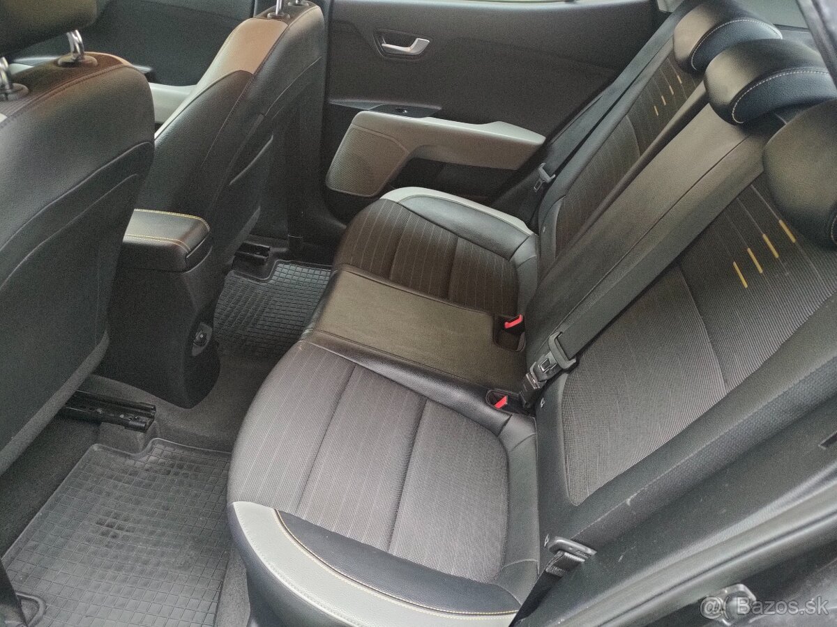 KIA STONIC 1,4 benzin - 6