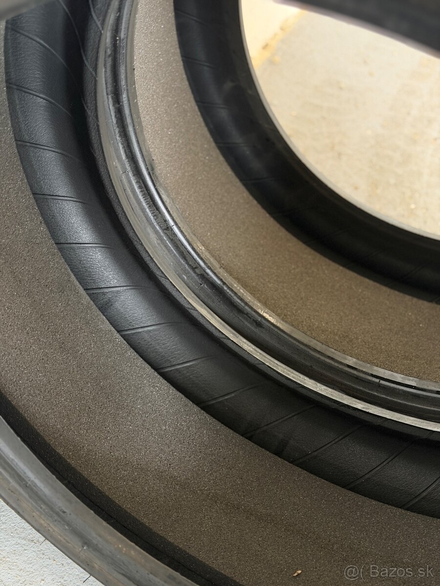 255/40 R20 Michelin PilotSport EV 75% stav - 2ks - 6