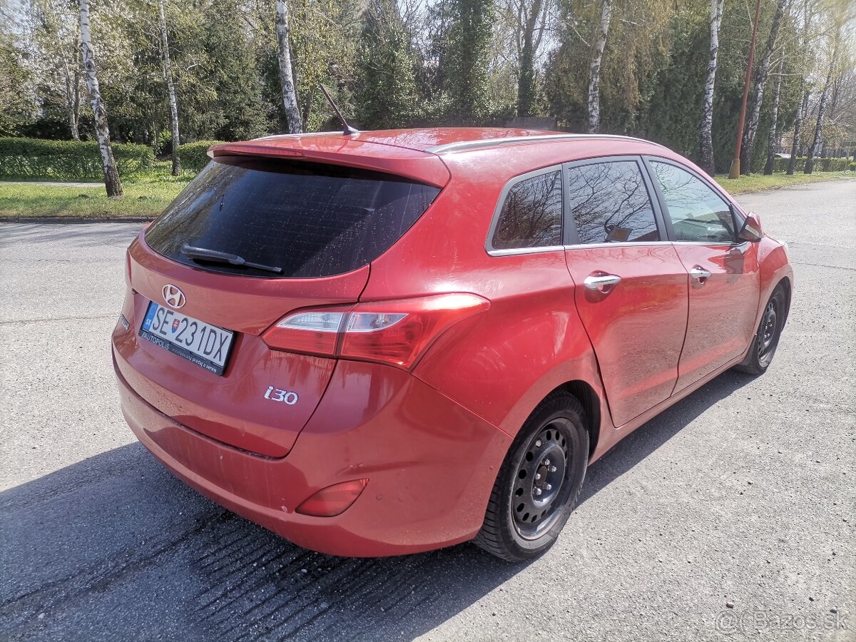 Hyundai i30 Combi , EK/STK do 02/2028 - 6