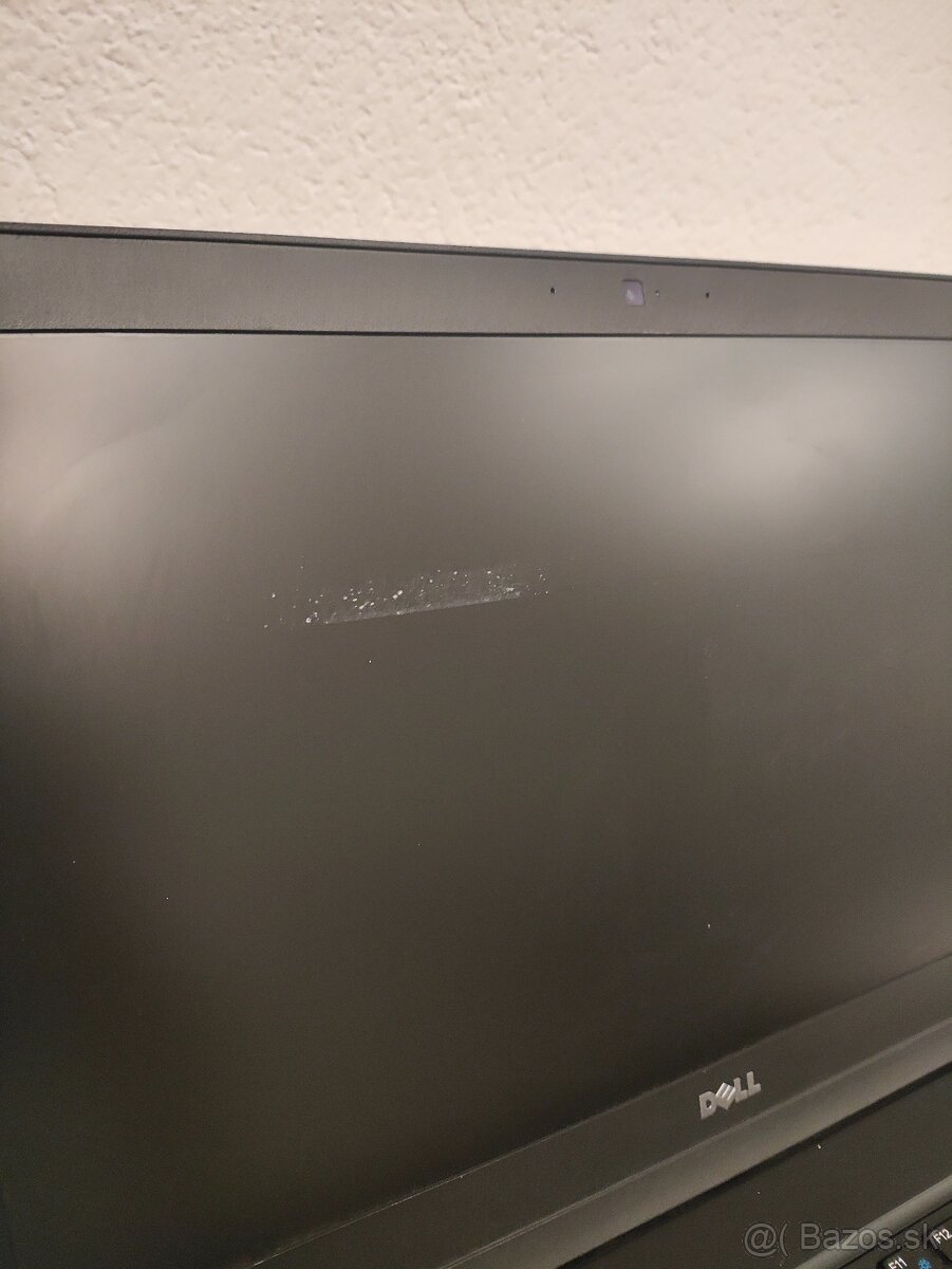 Dell Latitude 5580 | i5 • 16GB • 256GB SSD - 6