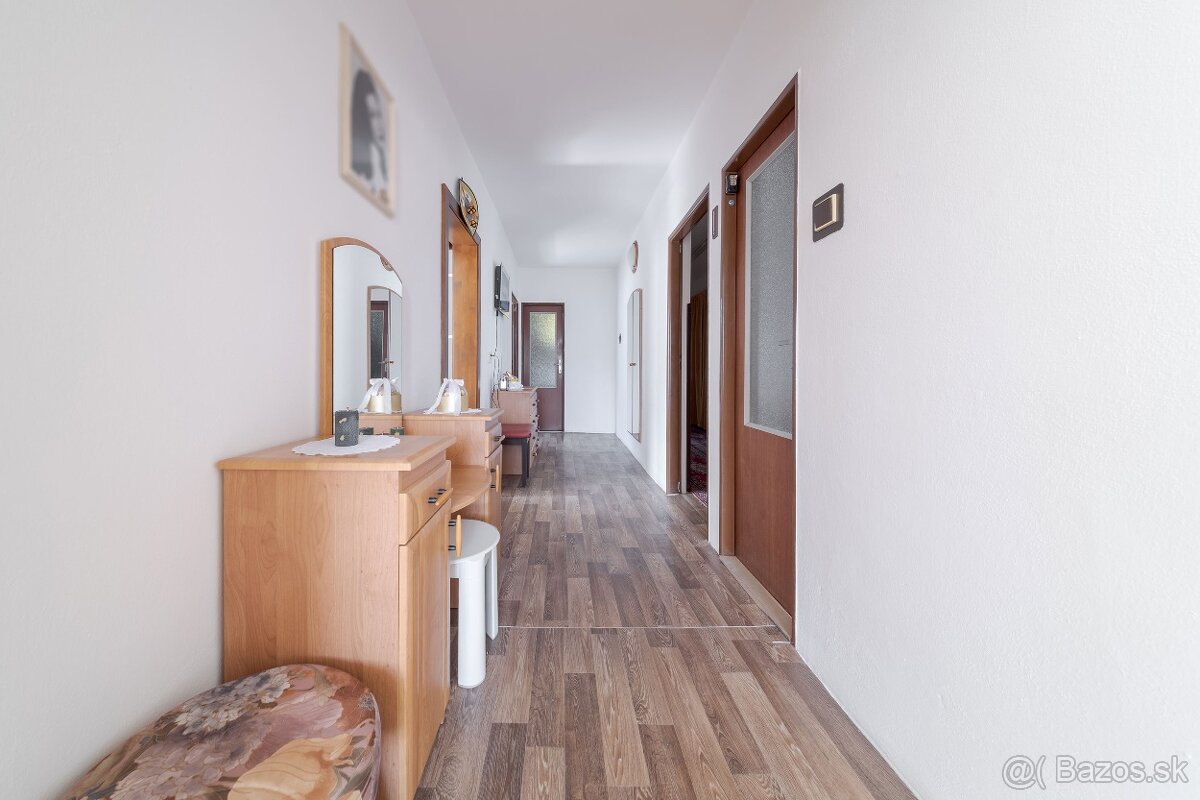 Útulný dvojpodlažný RD s terasou v lone prírody • Gelnica • - 6