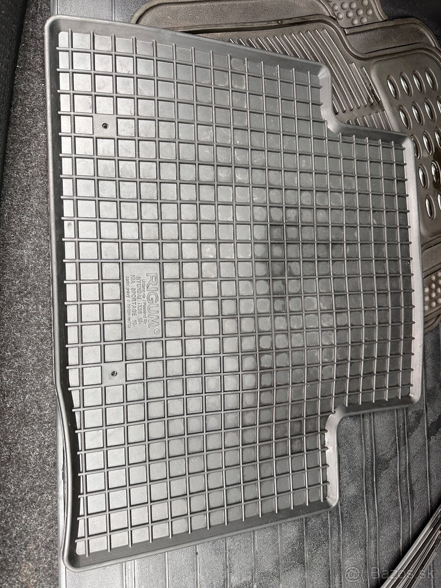 stierace, rohoze z golf 5 2009 combi, Servisna knizka pre go - 6