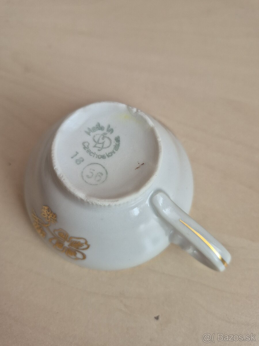 Porcelánový tanierik a šálka - 6