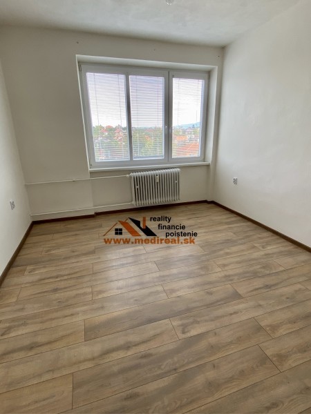 Veľmi pekný 2-izbový byt na predaj - 6