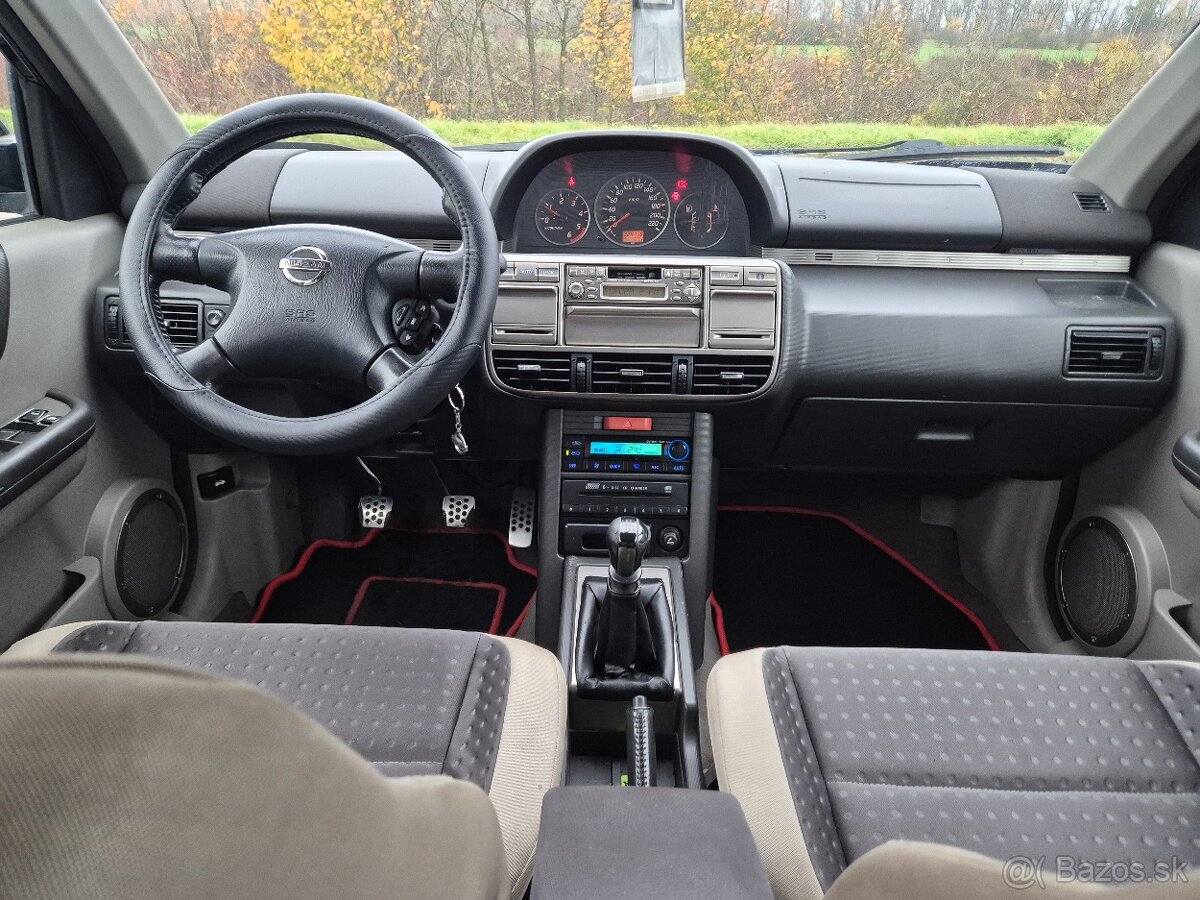 Nissan X-trail 2.0 84kw 4x4 - 6