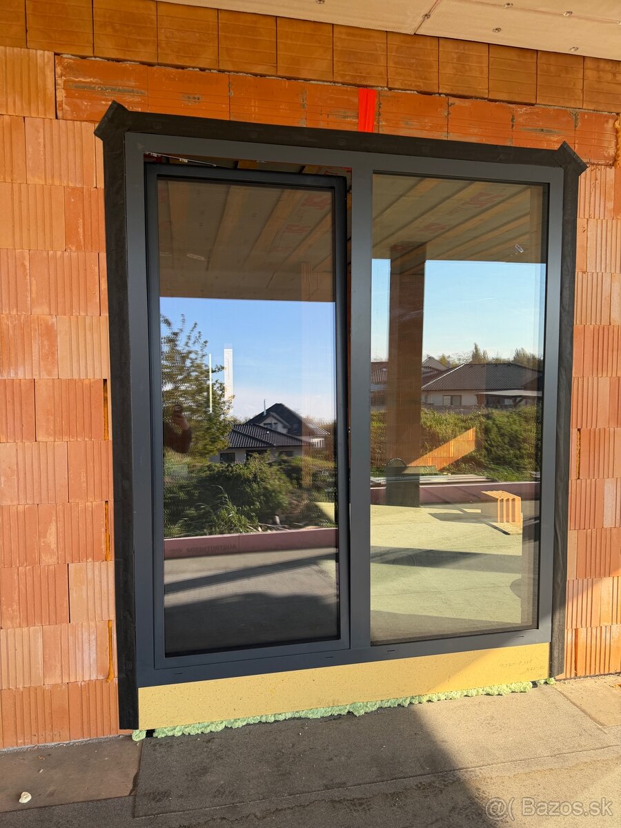 Hliníkové balkónové dvere 3sklo - 6