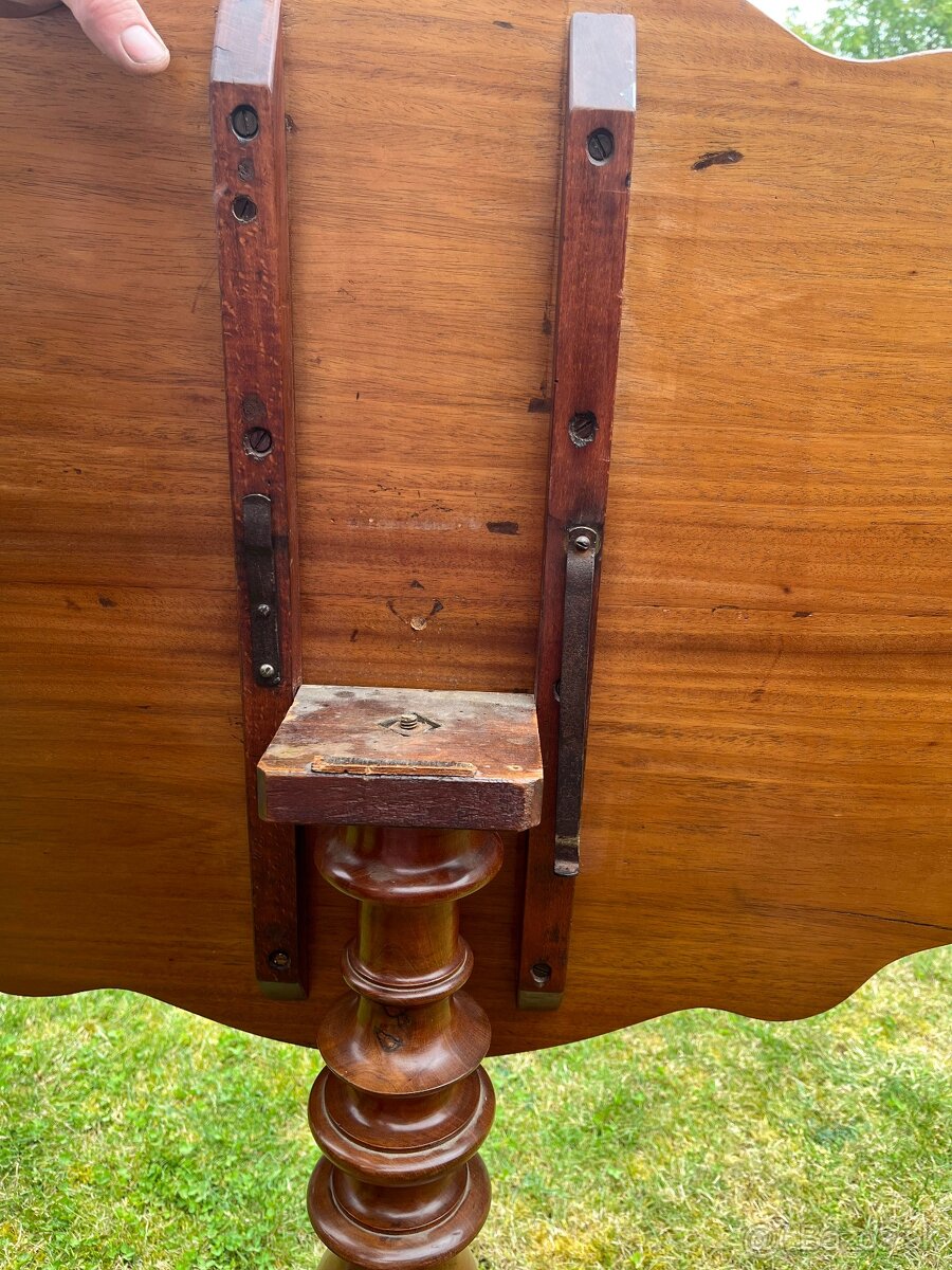 Stolík so sklápacou doskou - nová nižšia cena - 6