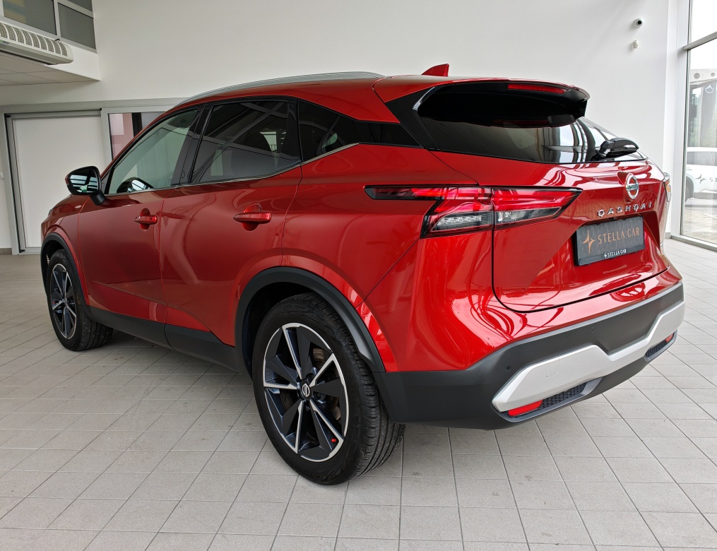 Nissan Qashqai 1.3 DIG-T Tekna 4WD X-Tronic /AJ NA SPLÁTKY/ - 6