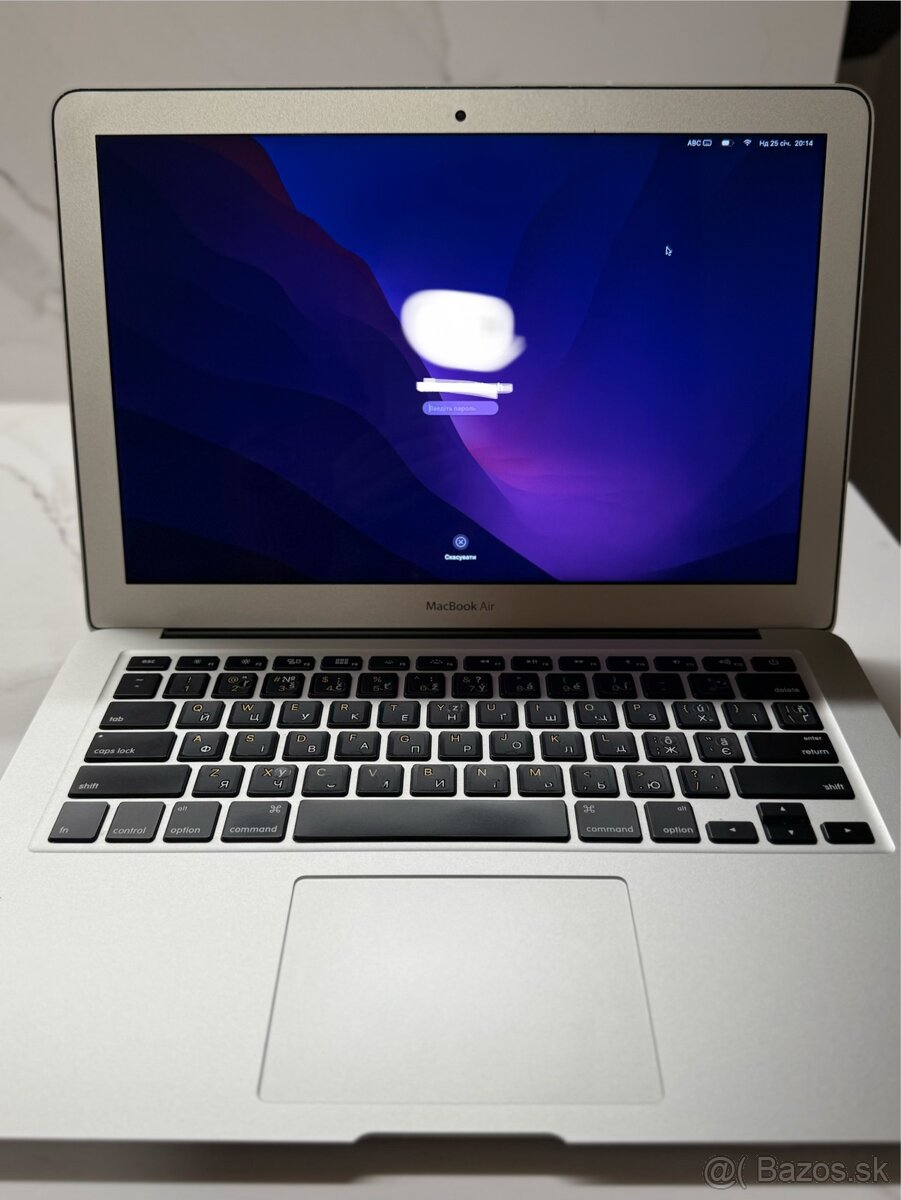 MacBook Air - 6