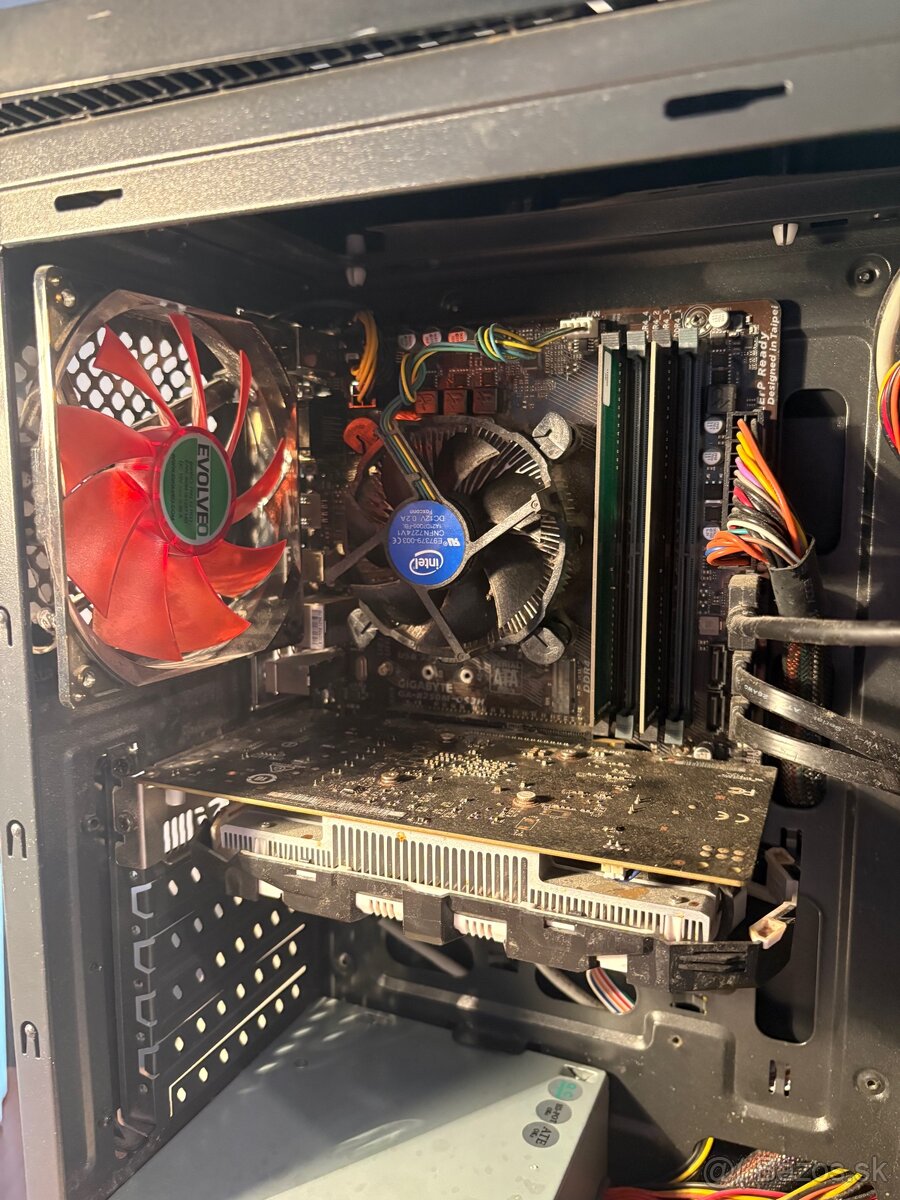 Predam PC: Gtx 1050ti, intel core i5-7400, 16GB Ram - 6
