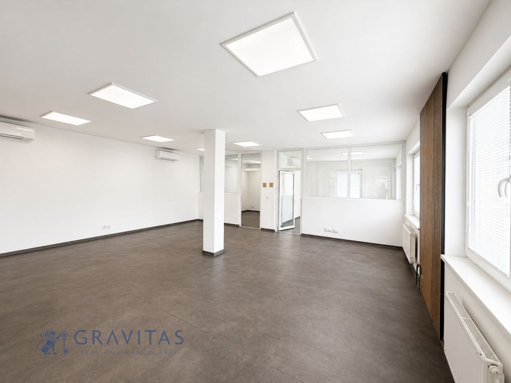 GRAVITAS | Prenájom skladovej haly s administratívnou prísta - View 6